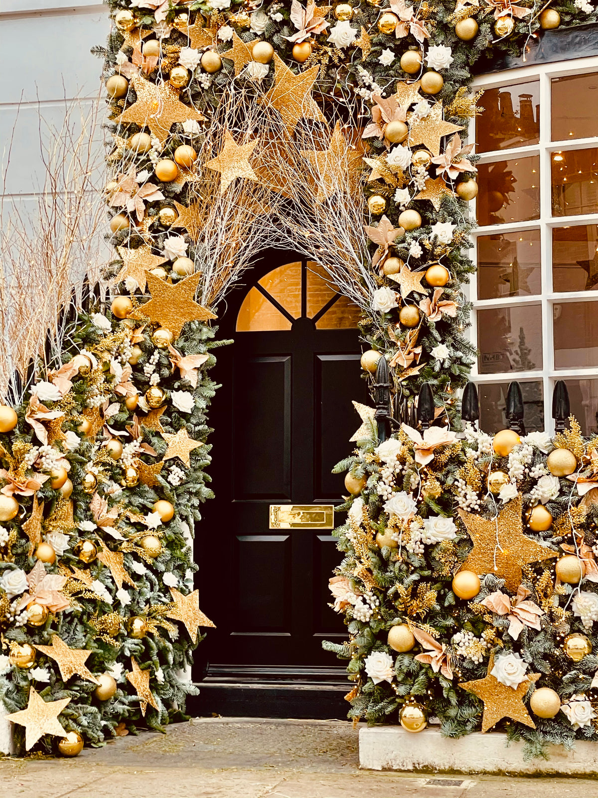 A FOUR-STOREY CHRISTMAS INSTALLATION WITH A MESSAGE OF HOPE